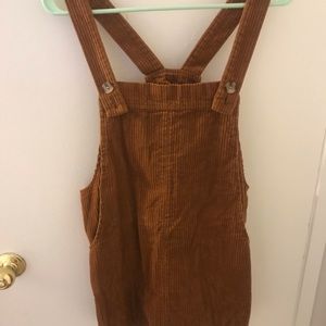 She In corduroy dress never worn